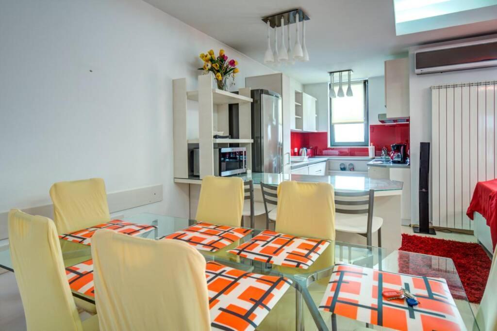 - North Area View Residences - 3 Bedrooms - Herastrau - Baneasa Apartament Bucureşti